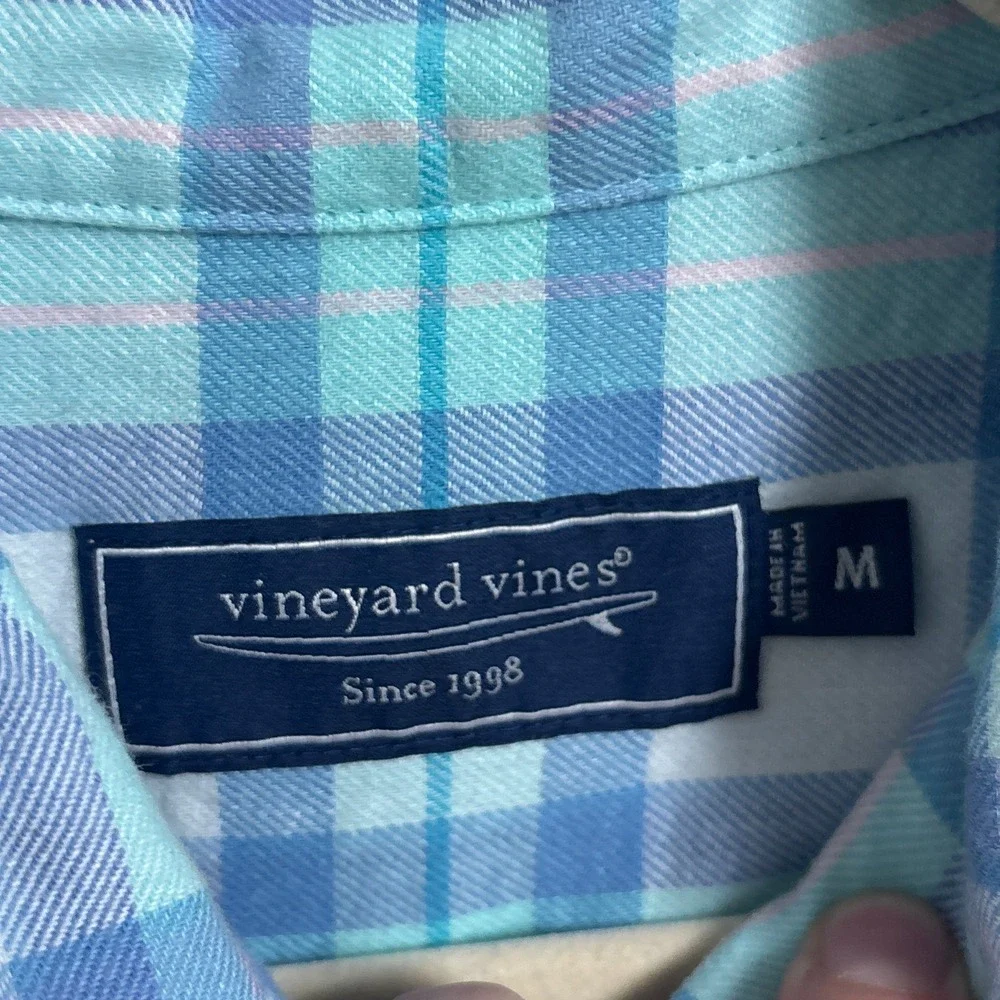 Vineyard Vines Shirt M Blue Plaid Lightweight Flannel Button Down Casual Classic
